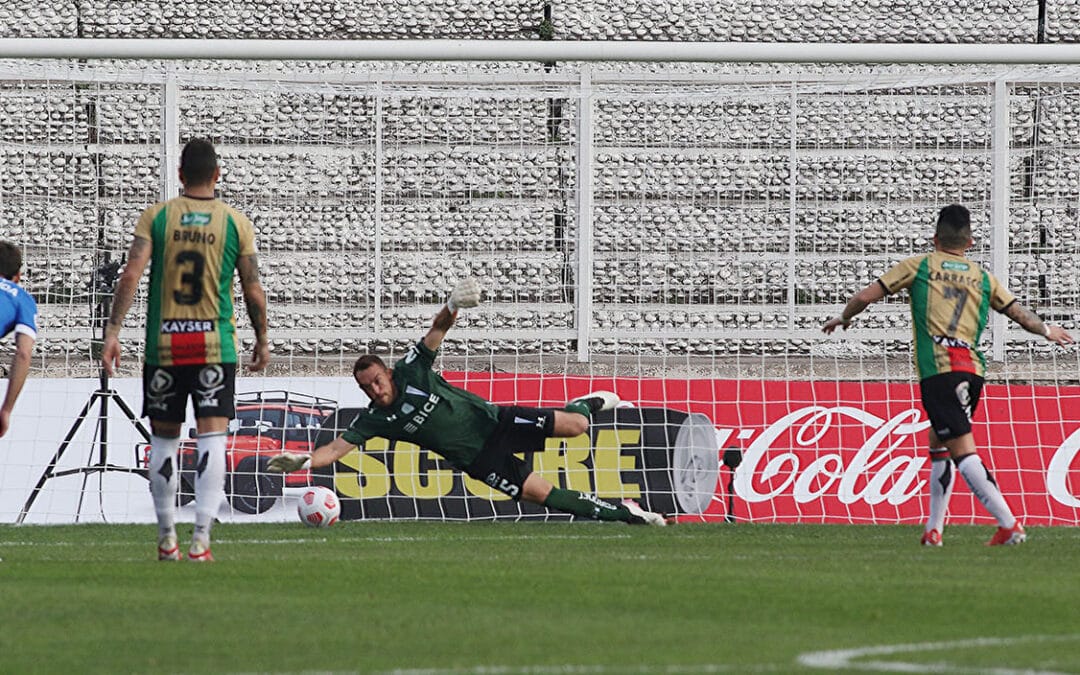Con el triunfo de Palestino sobre Universidad Católica se abrió la decimonovena fecha del Torneo