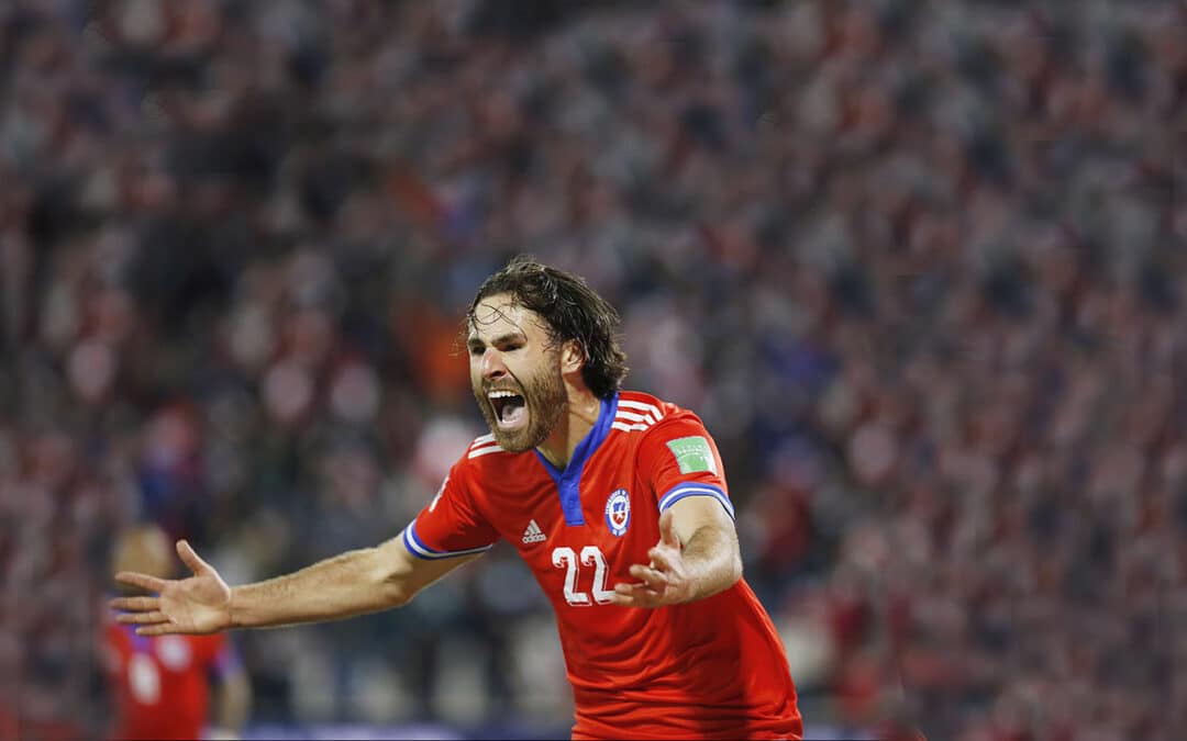 La Roja venció a Paraguay y se mantiene con vida en las clasificatorias al Mundial de Qatar