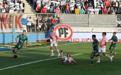 Universidad Católica venció a Santiago Wanderers y se mantiene a un paso del liderato