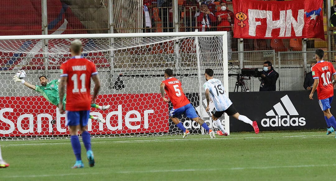 La Roja perdió ante Argentina y se complican sus opciones rumbo a Qatar