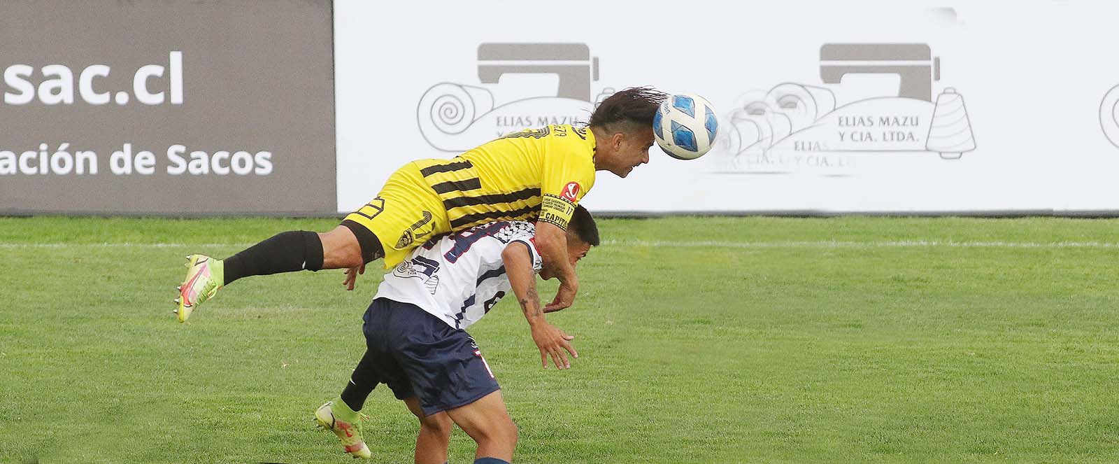 Deportes Recoleta igualó sin goles con Fernández Vial en su estreno en Primera B
