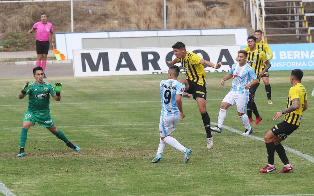 Magallanes consiguió un triunfo en la agonía ante Fernández Vial y sigue en la cima