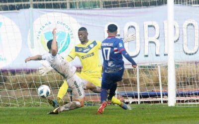 Real San Joaquín venció a General Velásquez en La Pintana y se aleja del fondo de la tabla