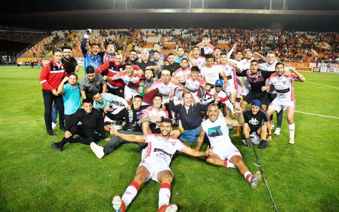 Deportes Copiapó venció por goleada a Cobreloa y consigue un histórico ascenso a Primera