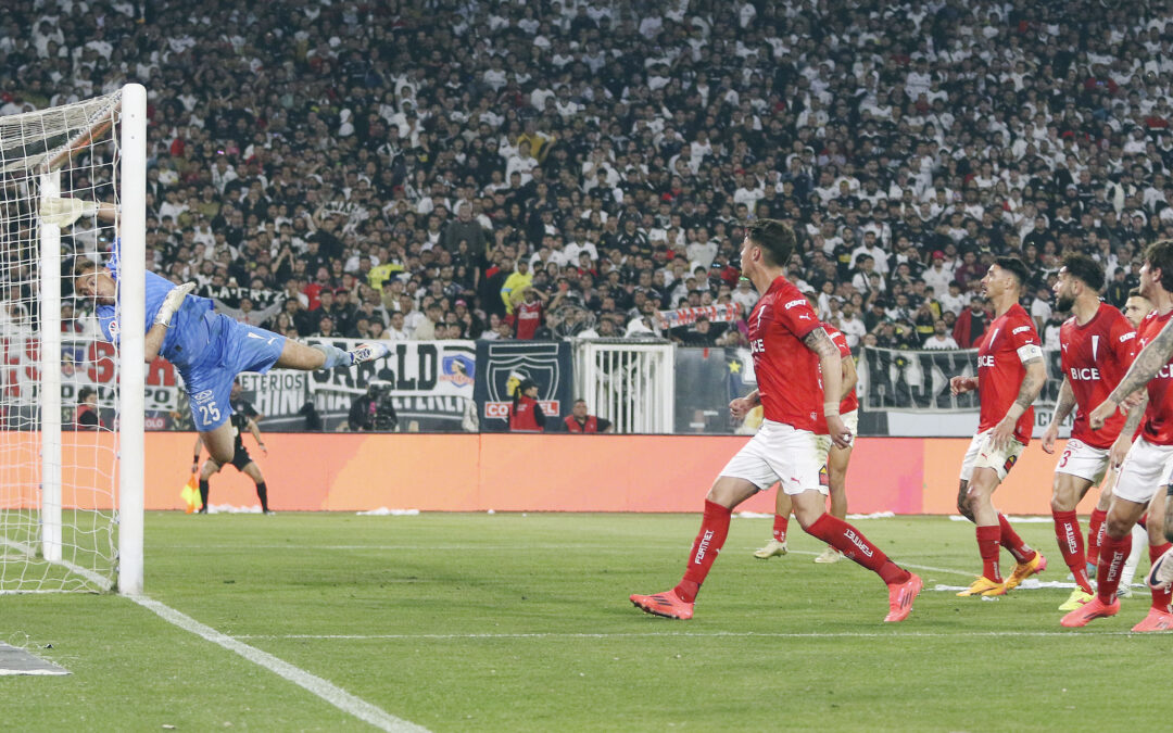 Colo-Colo consiguió agonico triunfo ante la UC