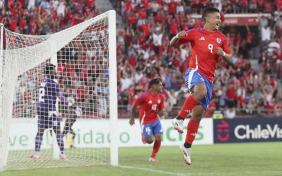 La Roja golea a Panamá en partido amistoso