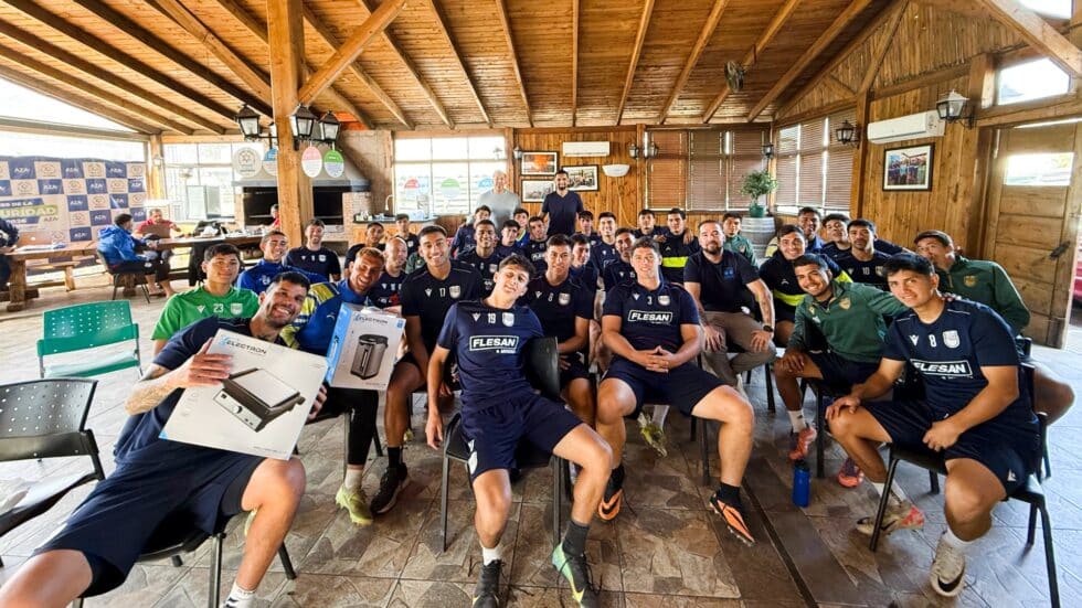 Sifup visitó al plantel de Atlético Colina y reforzó el trabajo gremial en Segunda División